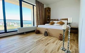Bliss Apart Hotel Sea View